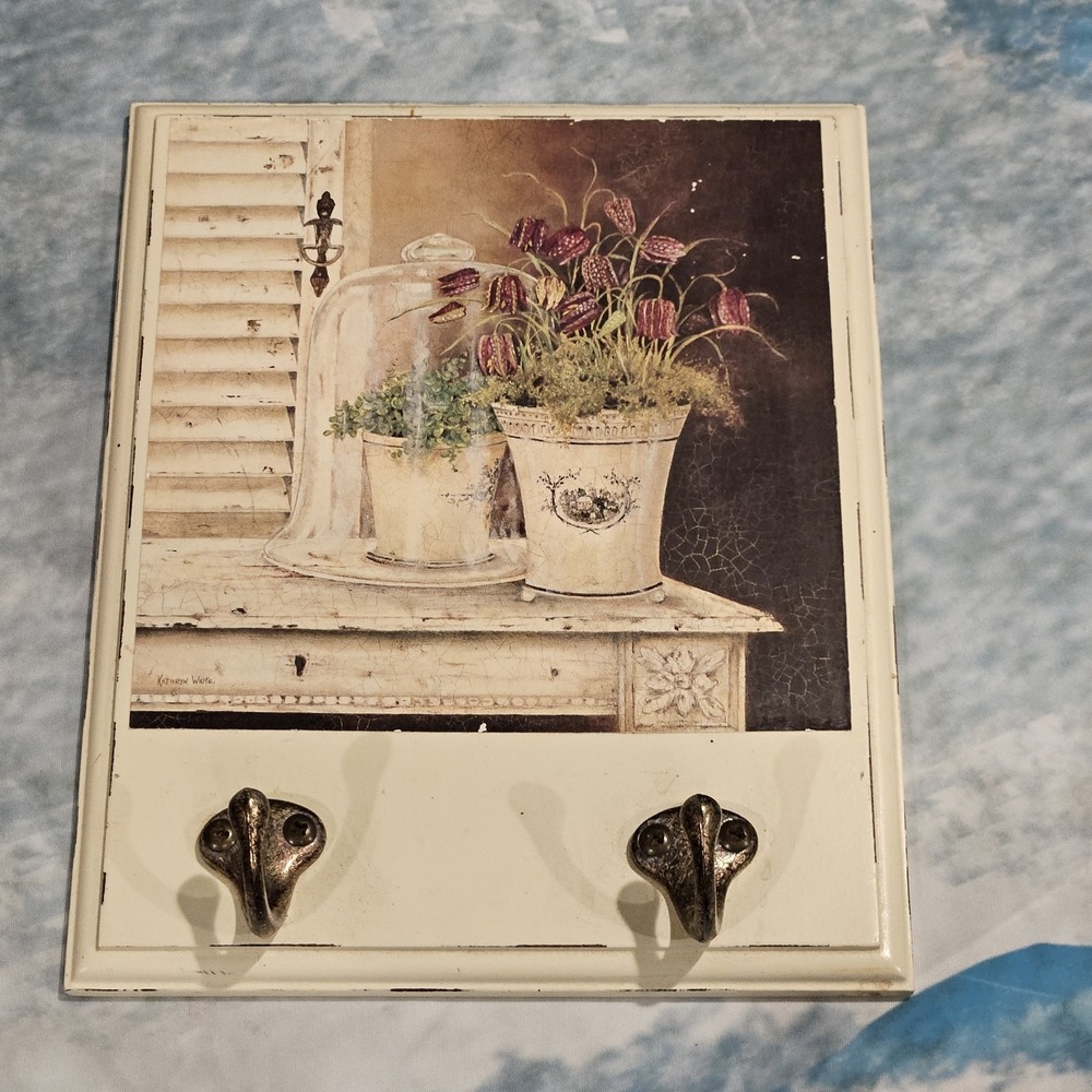 Vintage Floral Wall Plaque Key Holder 2 Hooks Cottage Farmhouse‎ Decor